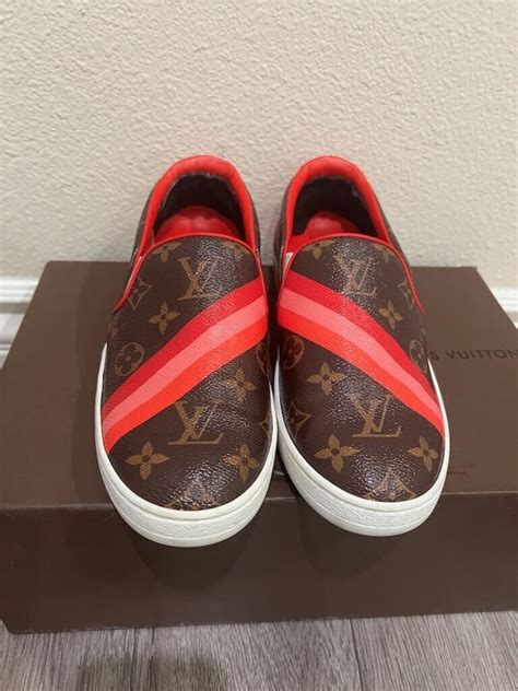 peignoir louis vuitton|louis vuitton shoes.